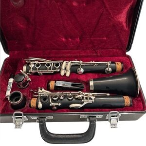 Elegant Black Clarinet with Case